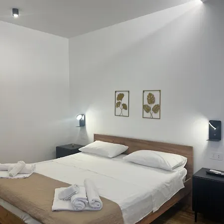 Maison 48 * ألغيرو